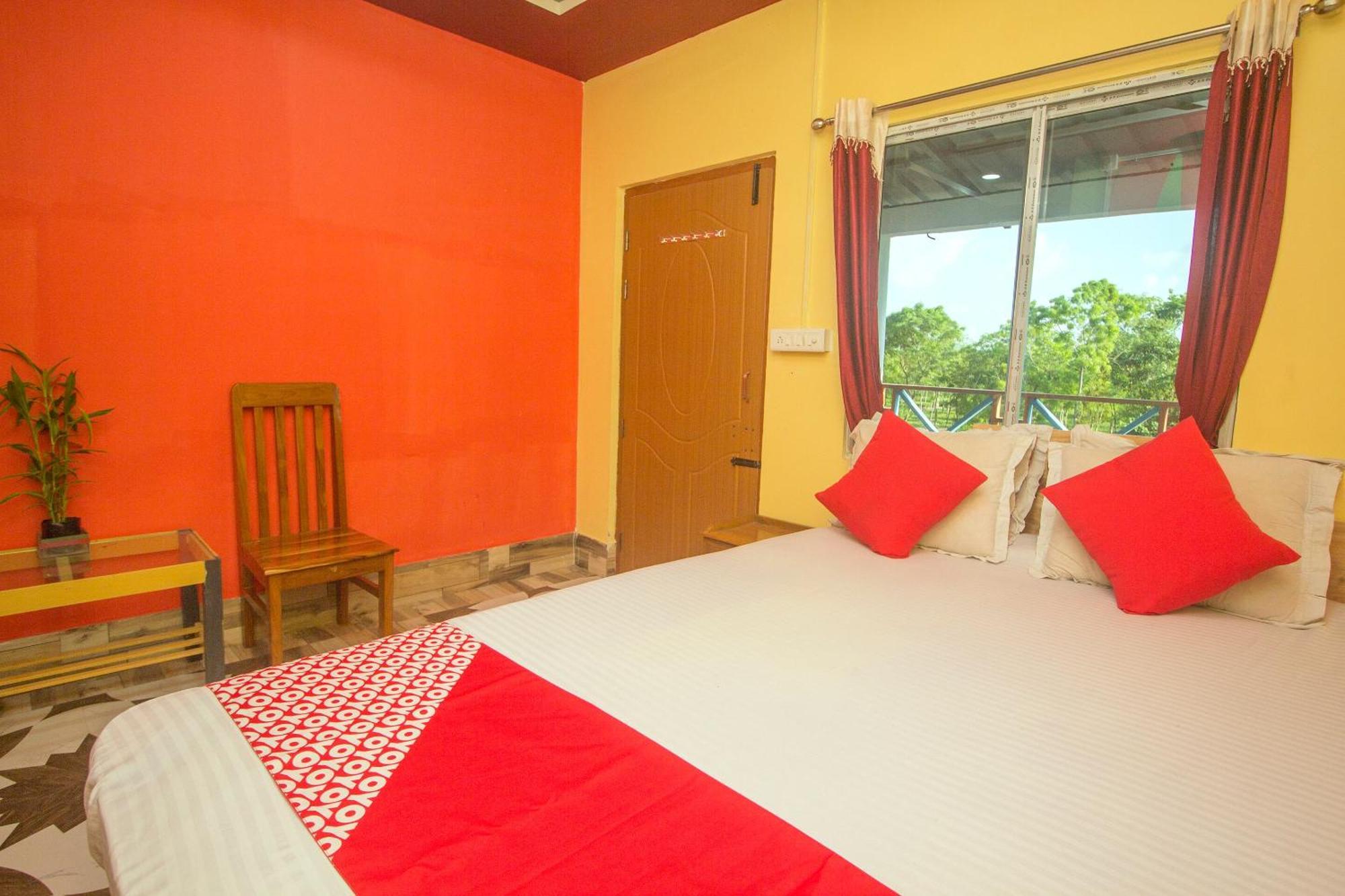 OYO 60869 Sandhana Homestay Rajabhat Khawa Luaran gambar