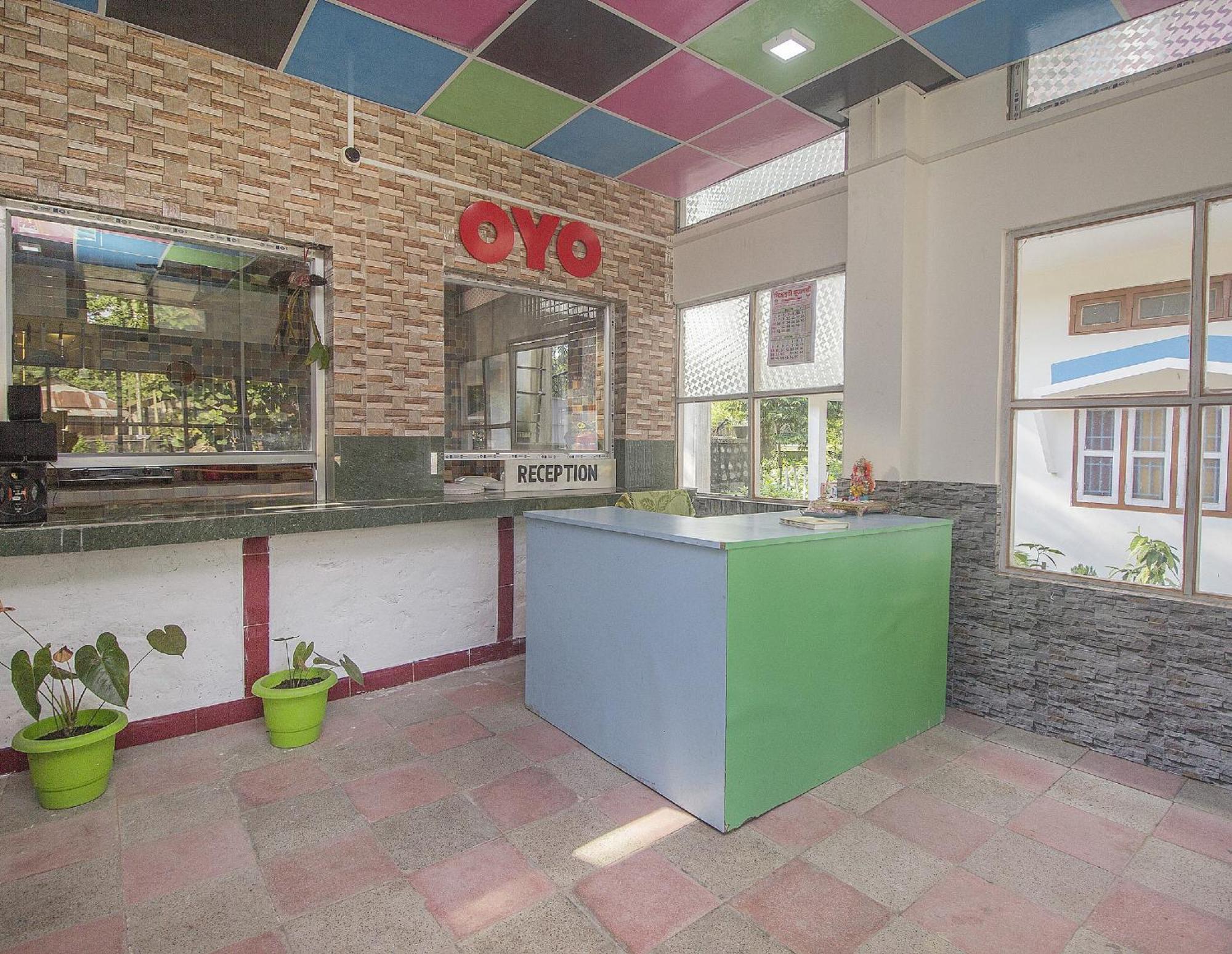 OYO 60869 Sandhana Homestay Rajabhat Khawa Luaran gambar